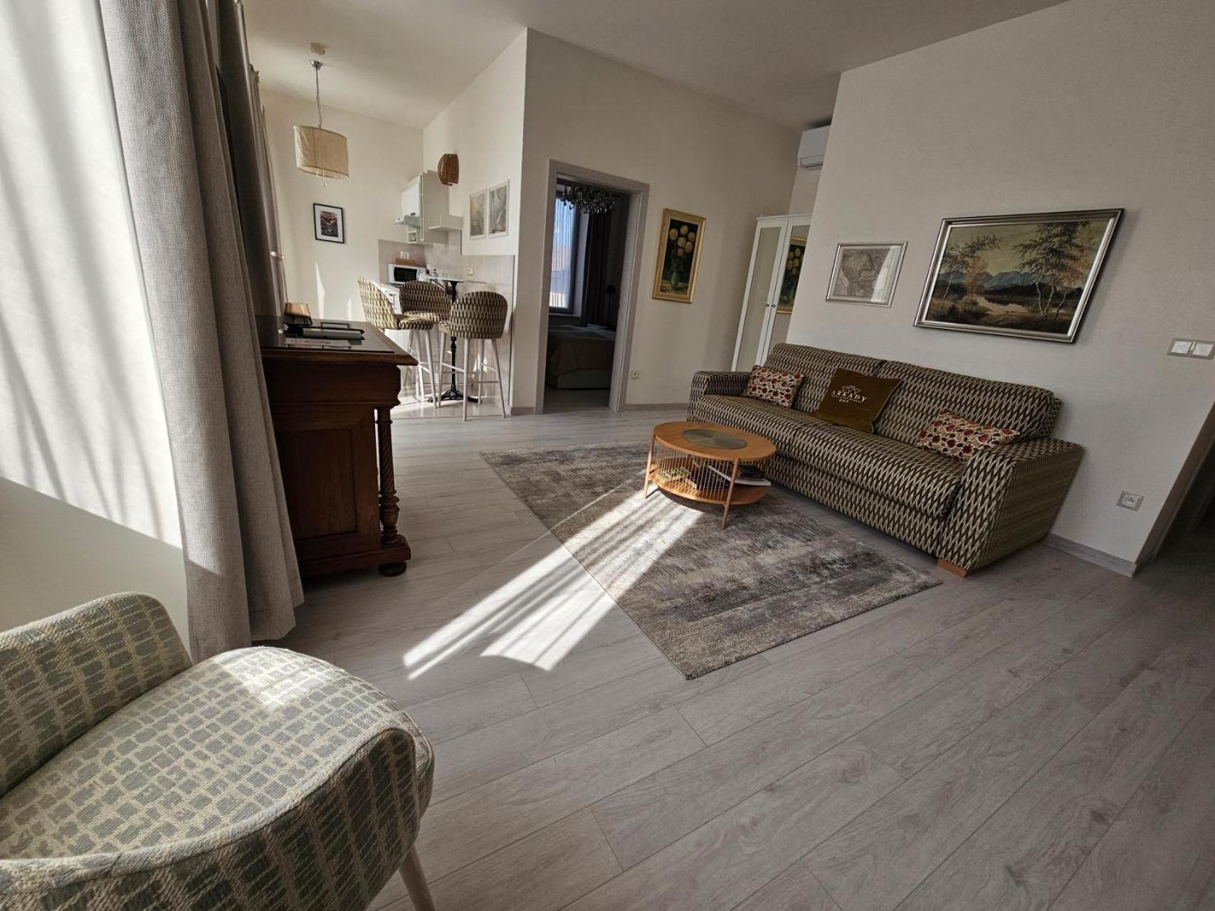 Arkady Hof Hotel Stupava Ruang foto