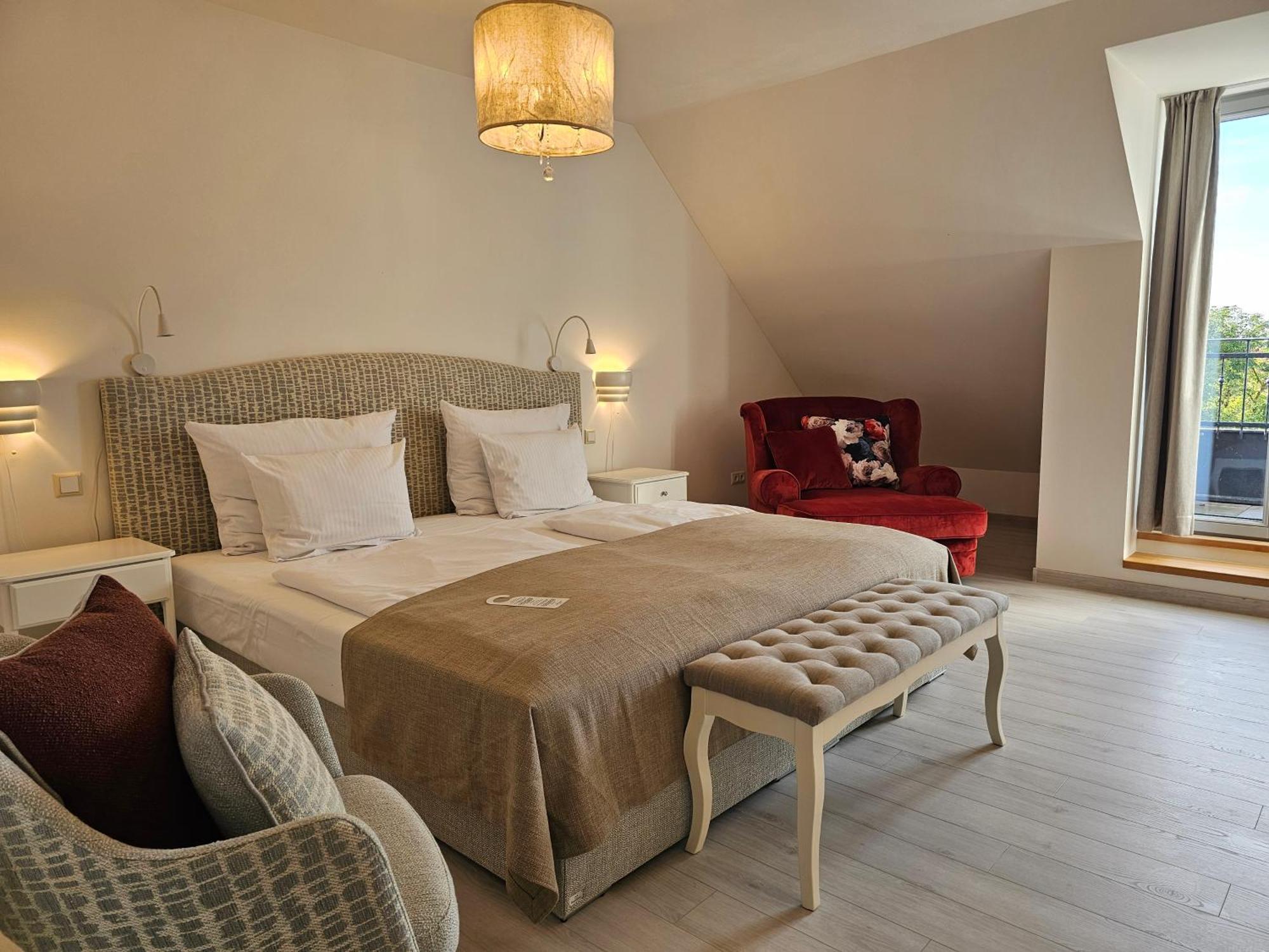 Arkady Hof Hotel Stupava Ruang foto