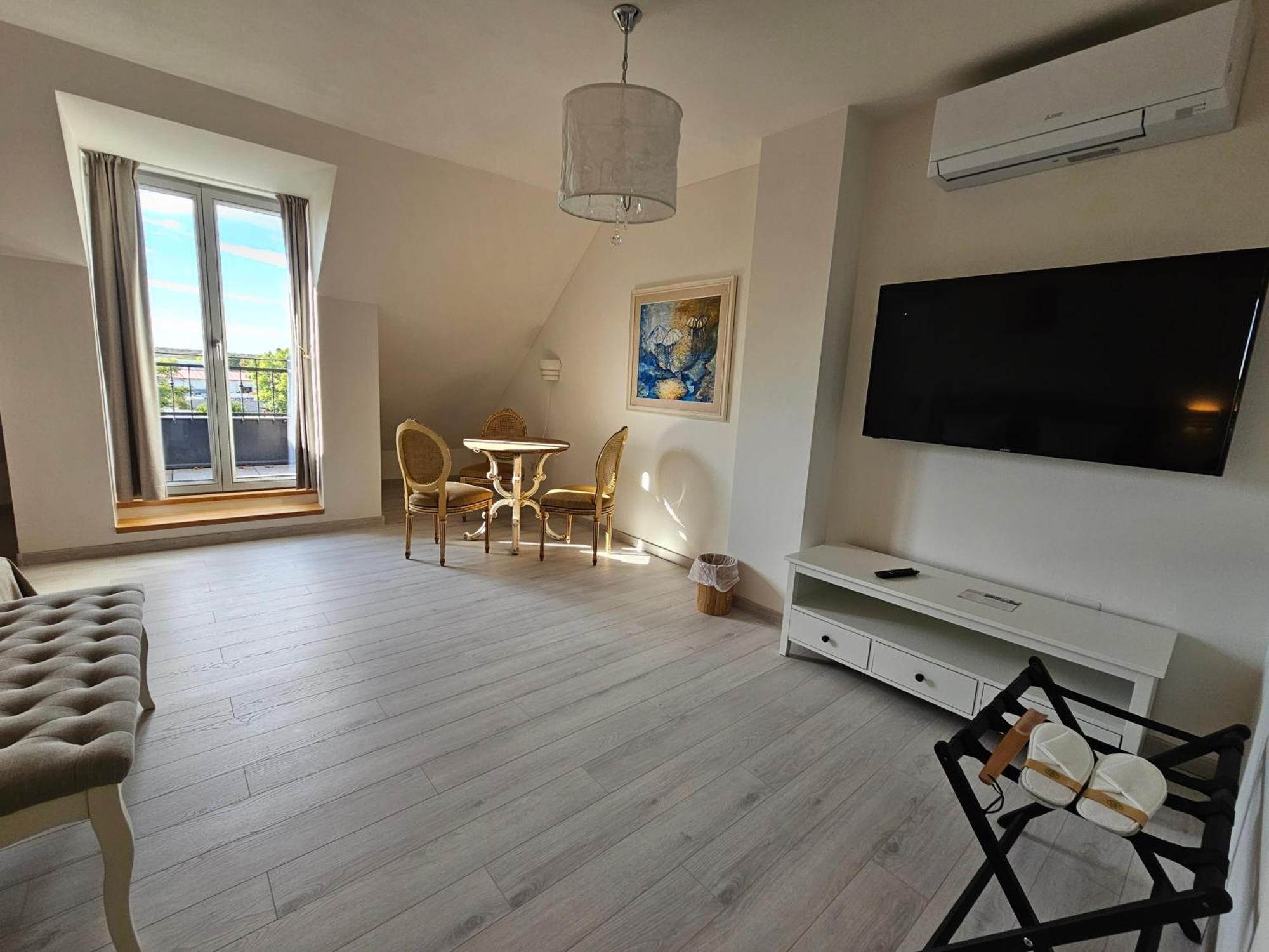 Arkady Hof Hotel Stupava Ruang foto
